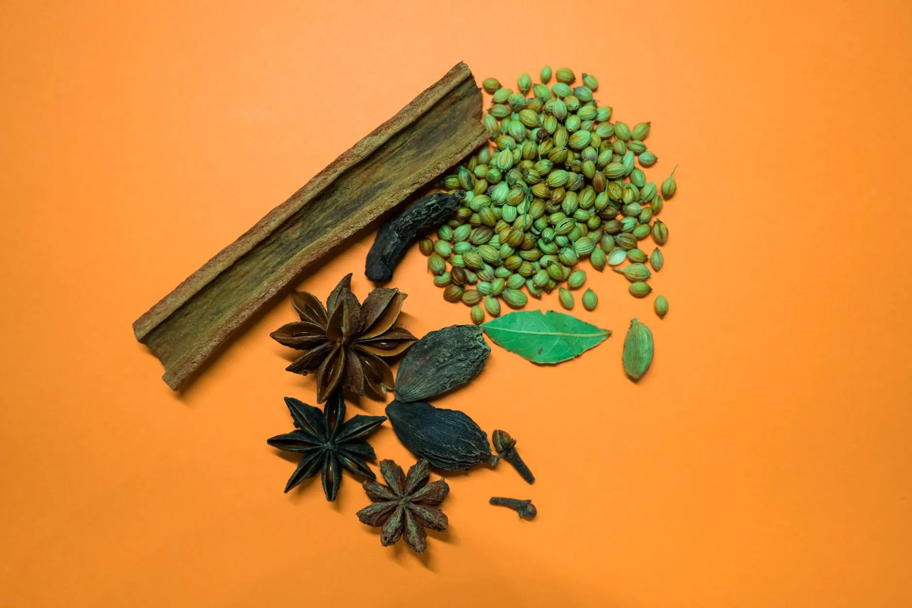 智能手机无线充电器与有线充电器效率实测对比