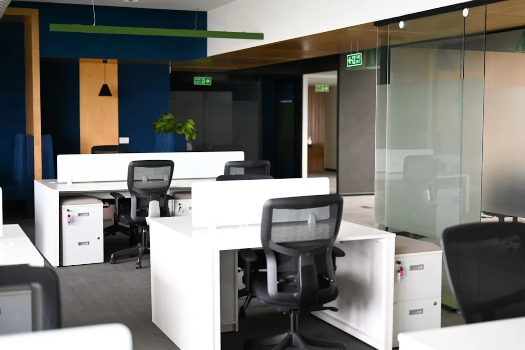 2024年智能手机充电器快充技术演进与市场趋势分析